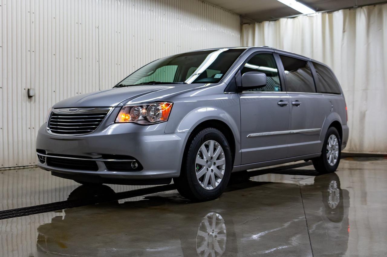 2016 Chrysler Town & Country Touring Red Deer AB