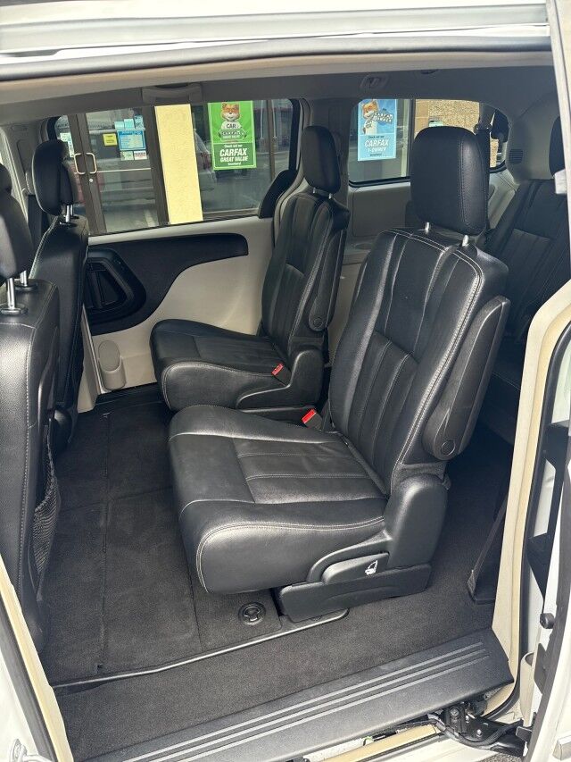 2016 Chrysler Town & Country Touring Spokane Valley WA