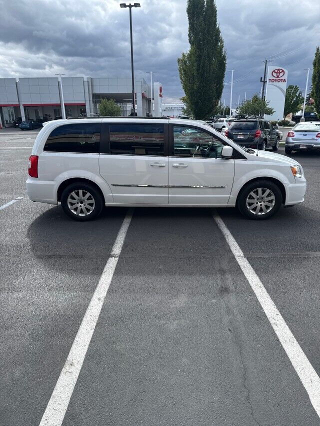 2016 Chrysler Town & Country Touring Spokane Valley WA