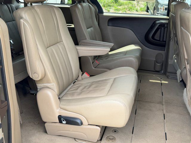 2016 Chrysler Town &amp; Country Touring Springfield VA