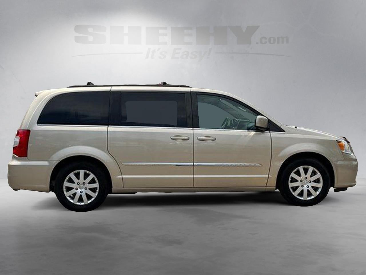 2016 Chrysler Town &amp; Country Touring Springfield VA
