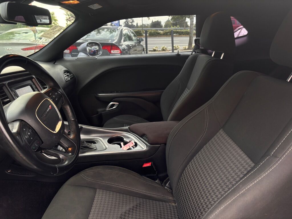2016 DODGE CHALLENGER SXT Des Moines WA