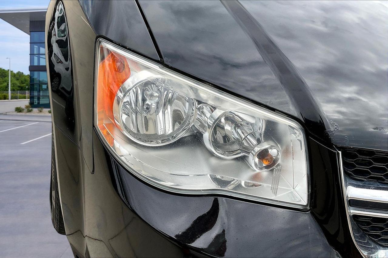 2016 DODGE GRAND CARAVAN CREW Houston TX