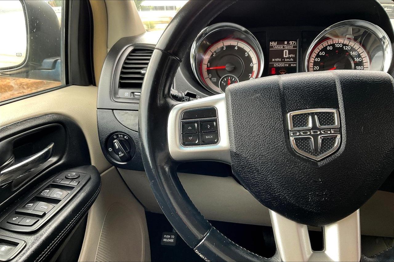 2016 DODGE GRAND CARAVAN CREW Houston TX
