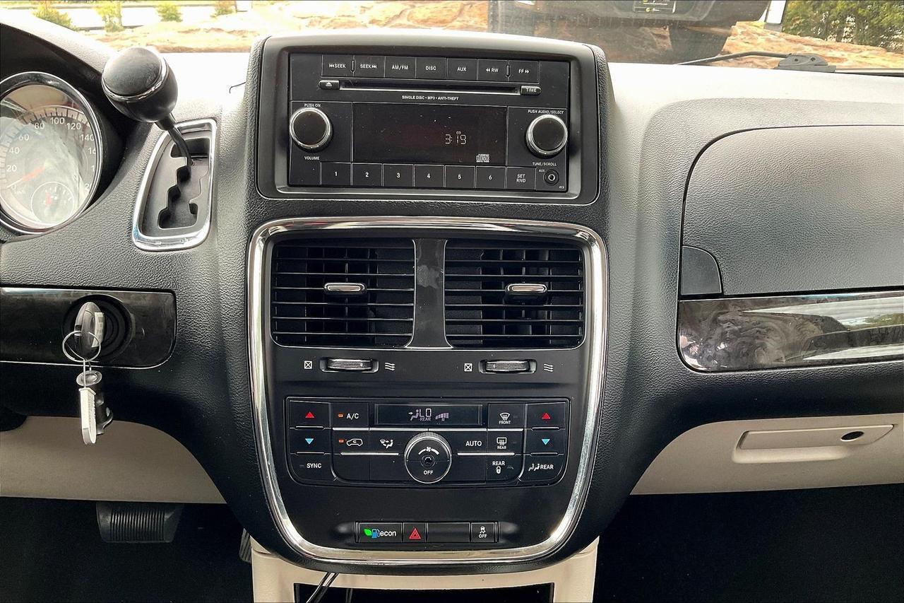 2016 DODGE GRAND CARAVAN CREW Houston TX
