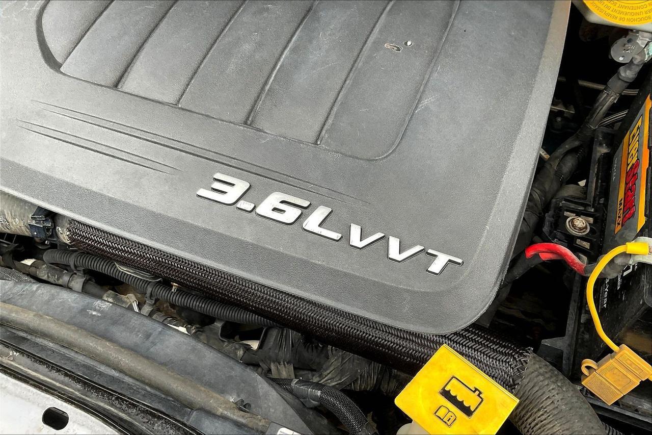 2016 DODGE GRAND CARAVAN CREW Houston TX