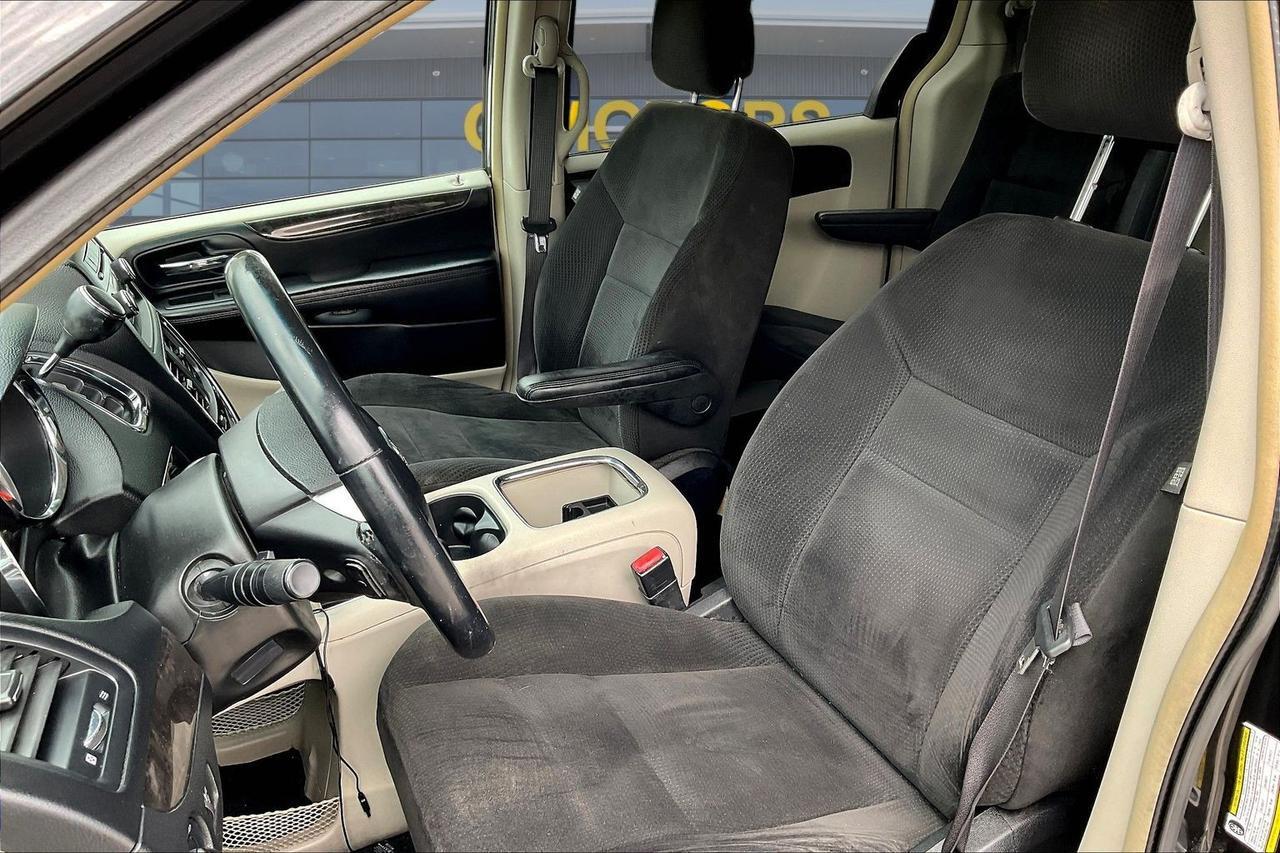 2016 DODGE GRAND CARAVAN CREW Houston TX