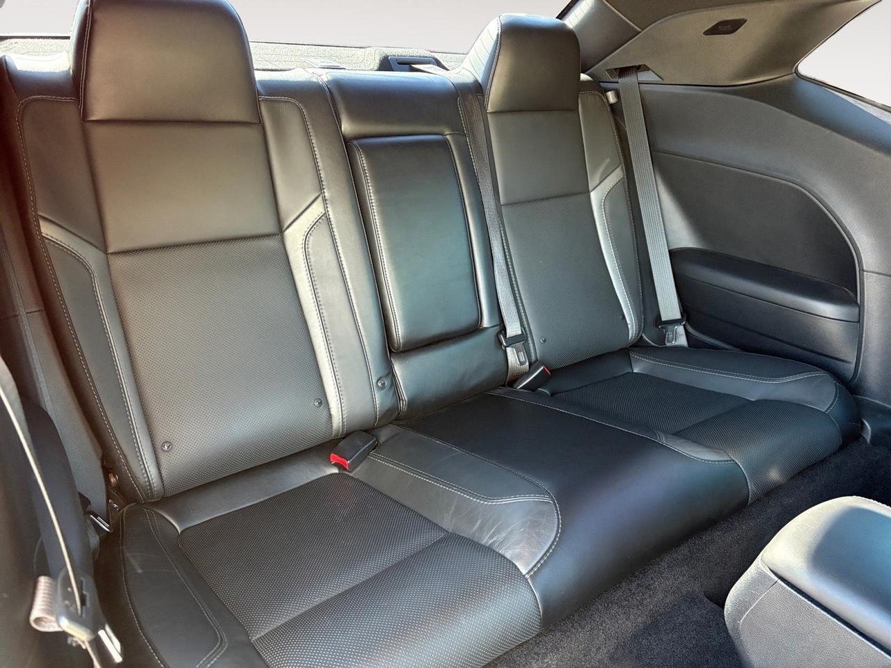 2016 Dodge Challenger R/T Plus, MT TRANSMISSION, SPORT MODE, PUSH BUTTON START, HEATED STEERING WHEEL & SEATS, APPLE CARPLAY/ANDROID AUTO, BLIND SPOT ALERT, ALPINE SOUND SYSTEM, ONLY 84K MILES, CHALLENGE THE ROAD! Virginia Beach VA