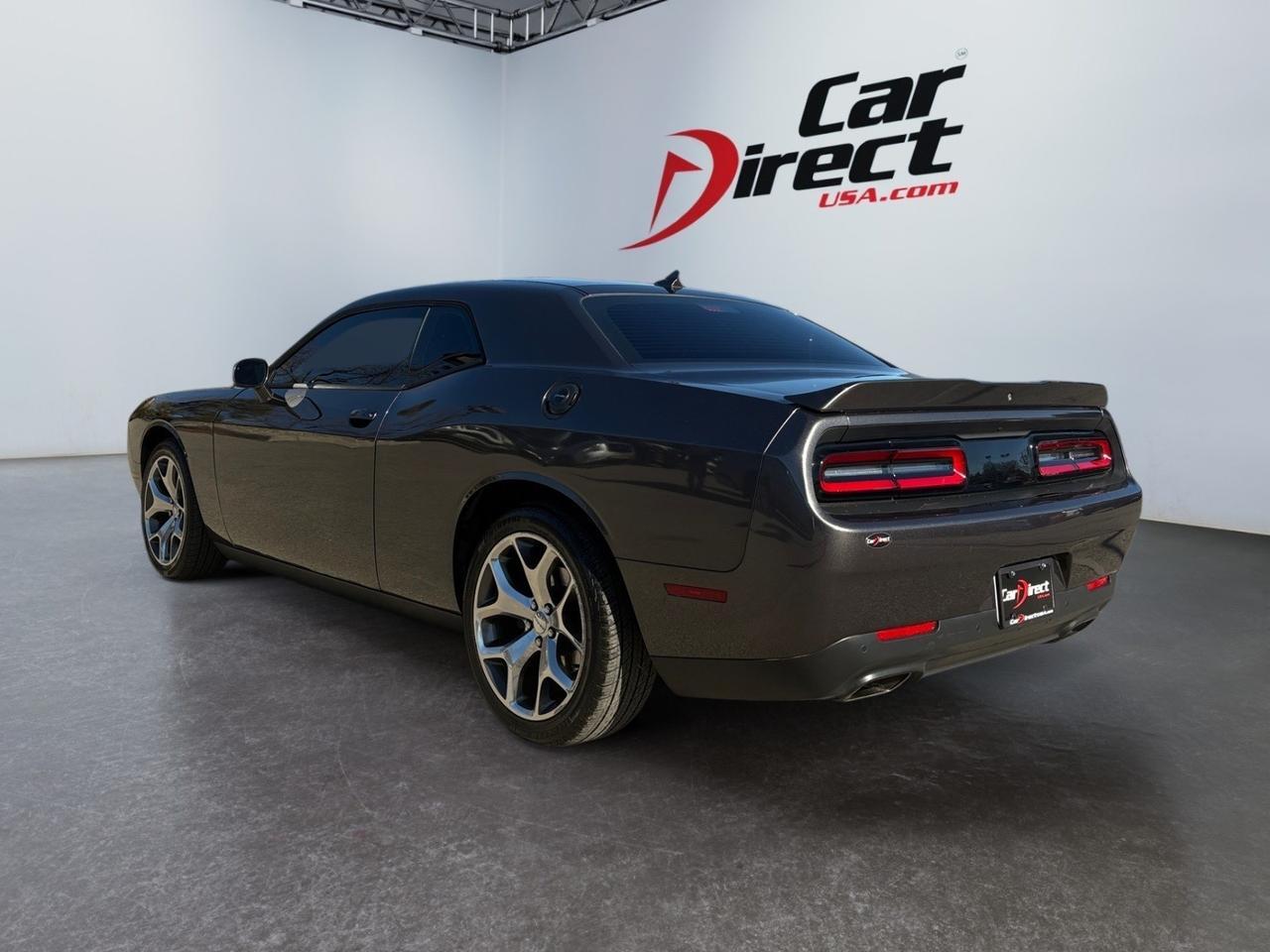 2016 Dodge Challenger R/T Plus, SPORT MODE, PUSH BUTTON START, HEATED STEERING WHEEL & SEATS, APPLE CARPLAY/ANDROID AUTO, BLIND SPOT ALERT, ALPINE SOUND SYSTEM, ONLY 84K MILES, CHALLENGE THE ROAD! Virginia Beach VA