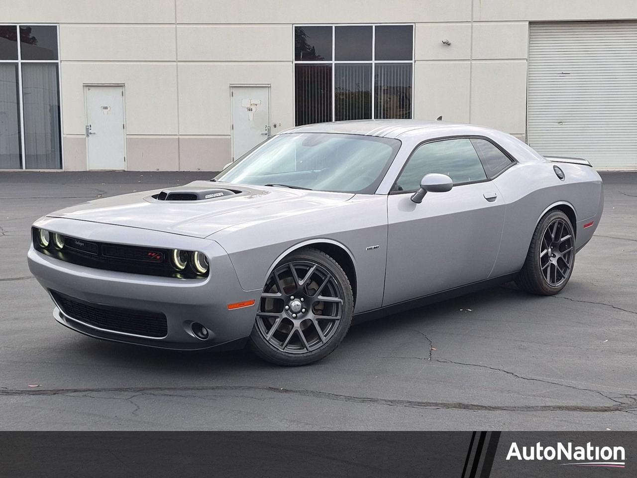 2016 Dodge Challenger R/T Shaker