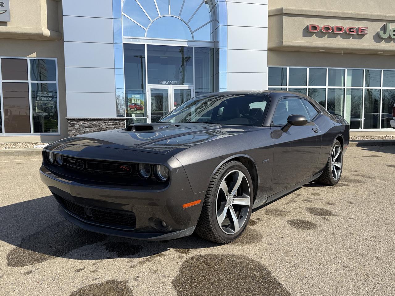 2016 Dodge Challenger RT Shaker | HEMI V8 | NAV | Heated Vented Seats | ParkSense | Bluetooth | Keyless Entry Redwater AB