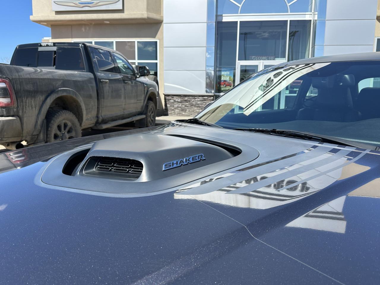 2016 Dodge Challenger RT Shaker | Leather | Heated & Vented Seats | Sun Roof | Harman/Kardon Audio | Nav Redwater AB