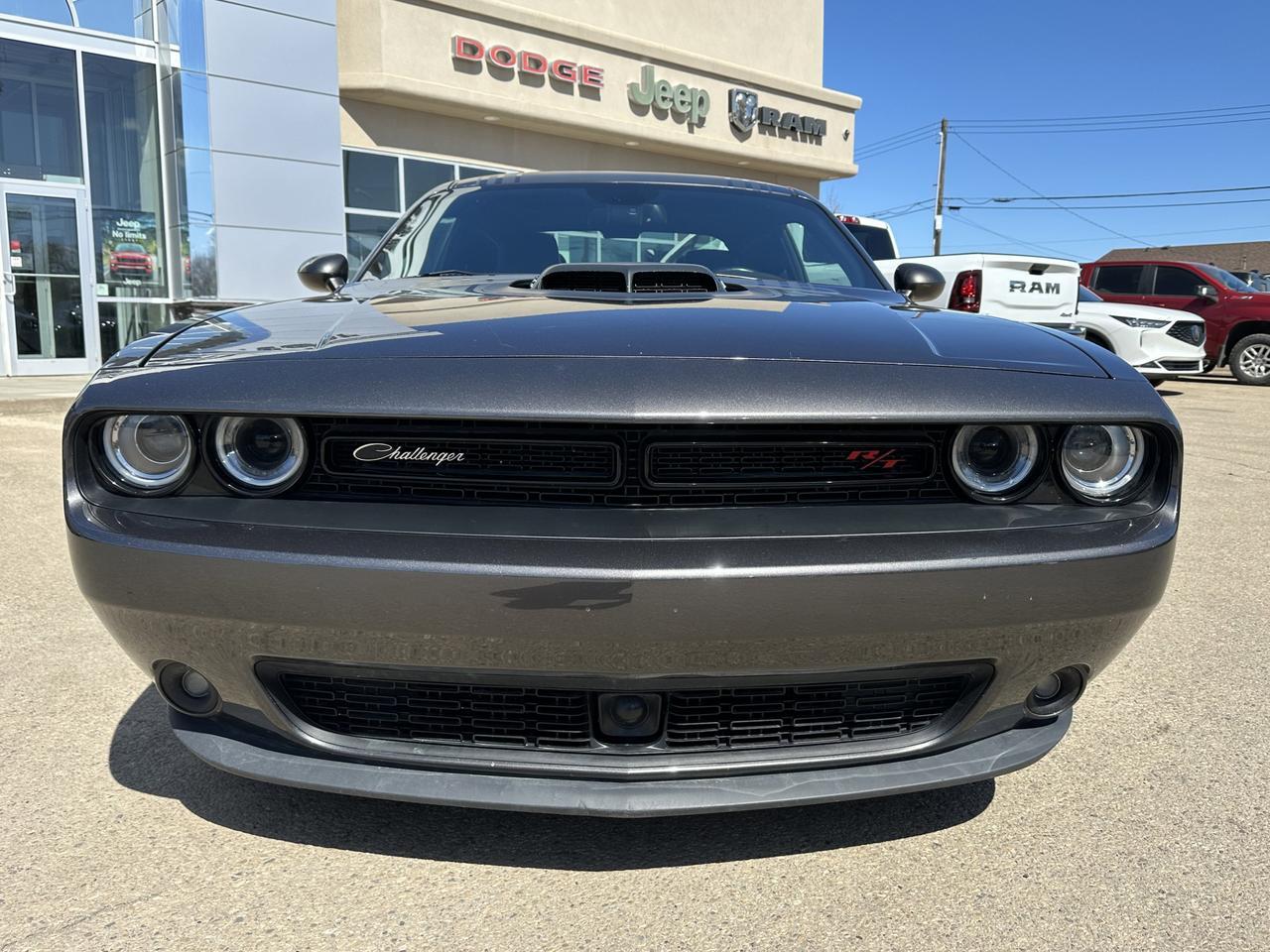 2016 Dodge Challenger RT Shaker | Leather | Heated & Vented Seats | Sun Roof | Harman/Kardon Audio | Nav Redwater AB