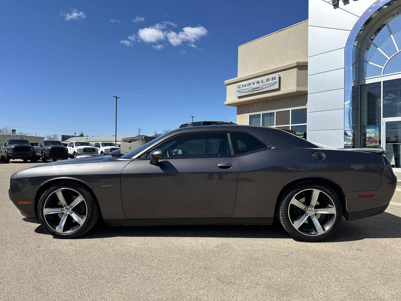 2016 Dodge Challenger RT Shaker | Leather | Heated & Vented Seats | Sun Roof | Harman/Kardon Audio | Nav Redwater AB