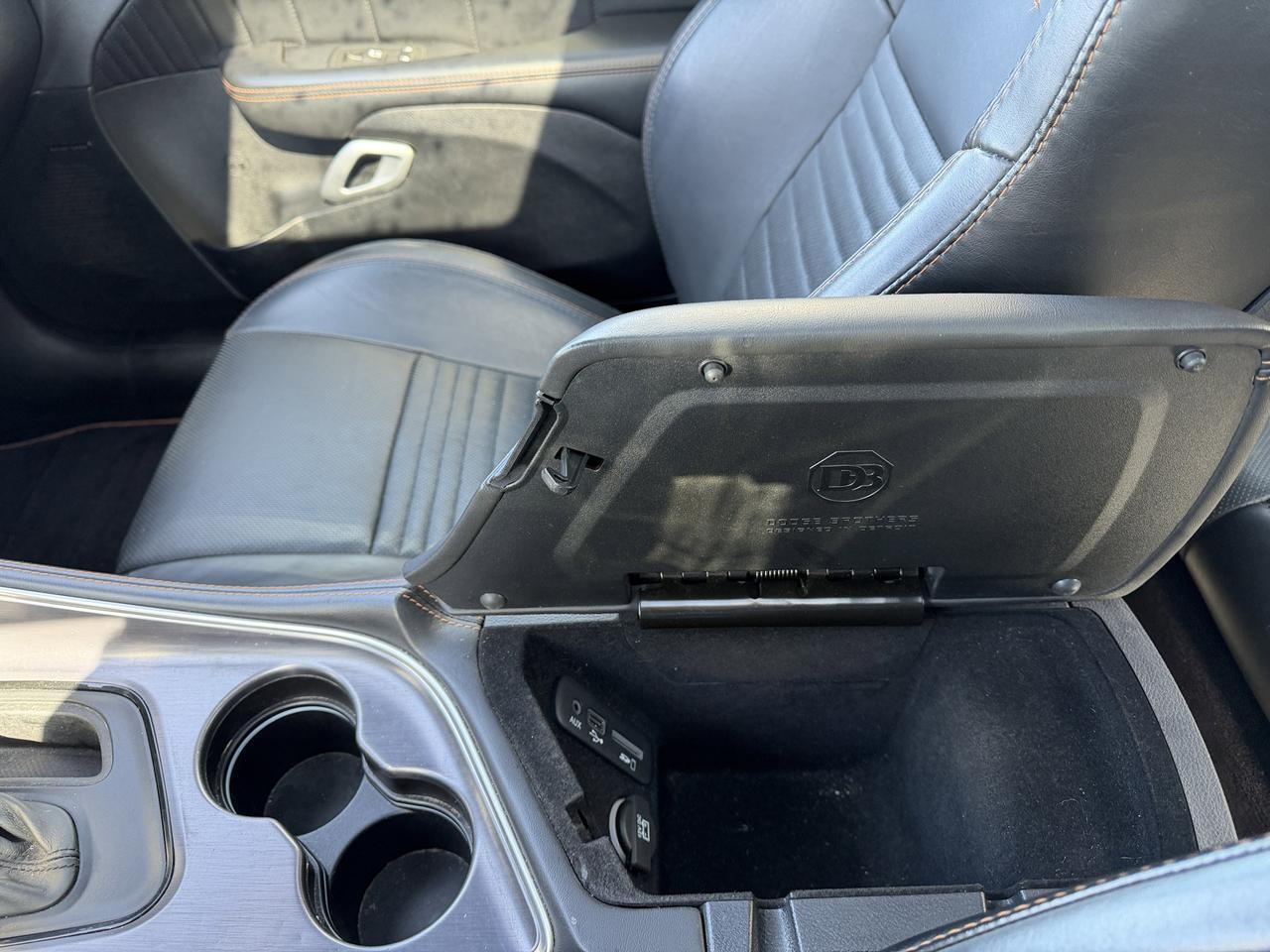 2016 Dodge Challenger RT Shaker | Leather | Heated & Vented Seats | Sun Roof | Harman/Kardon Audio | Nav Redwater AB