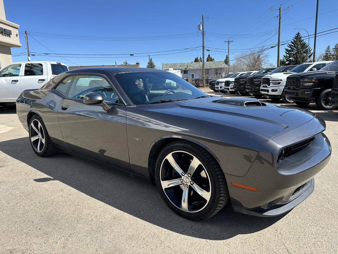 2016 Dodge Challenger RT Shaker | Leather | Heated & Vented Seats | Sun Roof | Harman/Kardon Audio | Nav Redwater AB