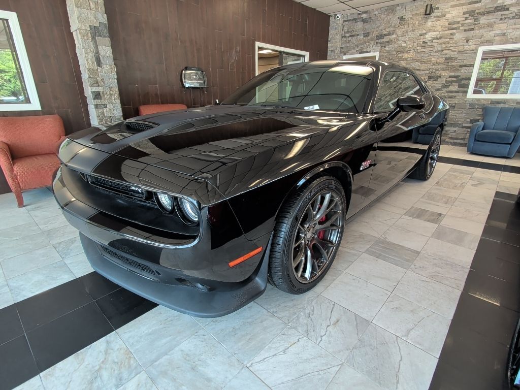 2016 Dodge Challenger SRT 392