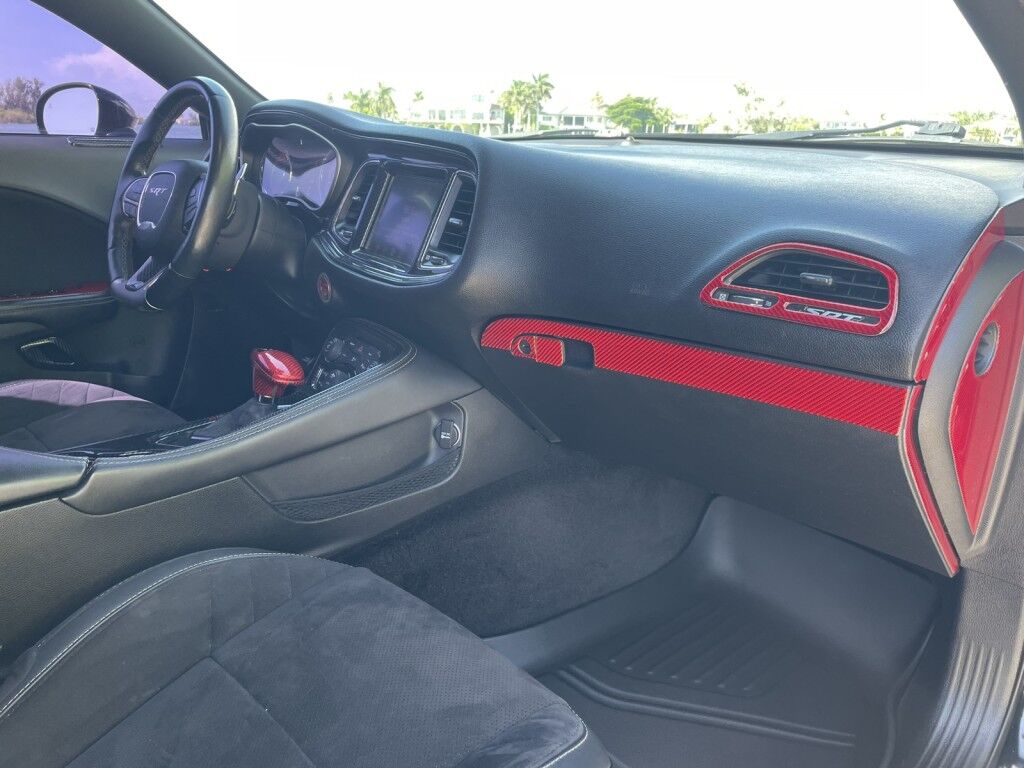 2016 Dodge Challenger SRT HELLCAT~CLEAN CARFAX~ONLINE FINANCE AND SHIPPING AVAILABLE!!! Sarasota FL