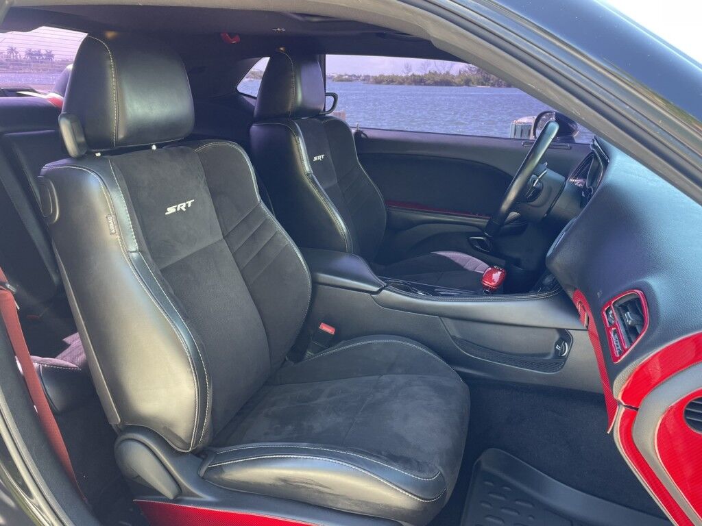2016 Dodge Challenger SRT HELLCAT~CLEAN CARFAX~ONLINE FINANCE AND SHIPPING AVAILABLE!!! Sarasota FL