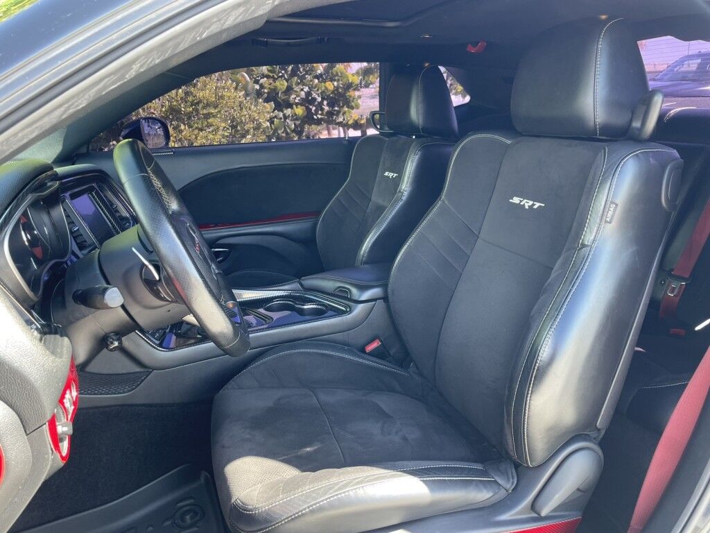 2016 Dodge Challenger SRT HELLCAT~CLEAN CARFAX~ONLINE FINANCE AND SHIPPING AVAILABLE!!! Sarasota FL