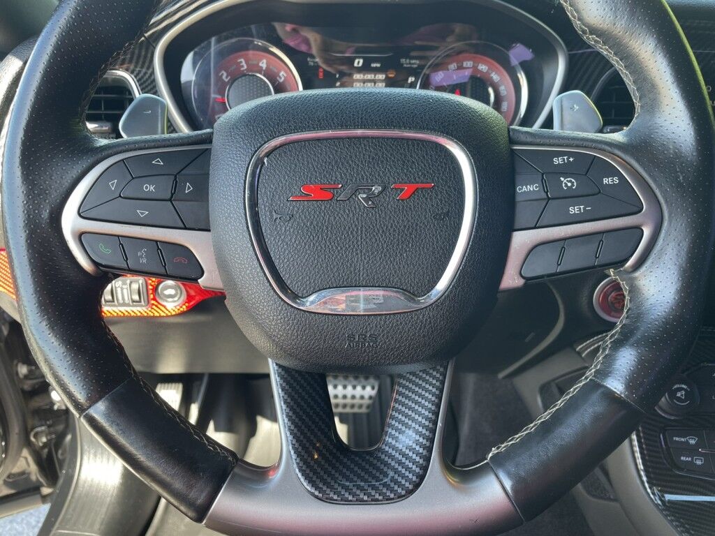 2016 Dodge Challenger SRT HELLCAT~CLEAN CARFAX~ONLINE FINANCE AND SHIPPING AVAILABLE!!! Sarasota FL