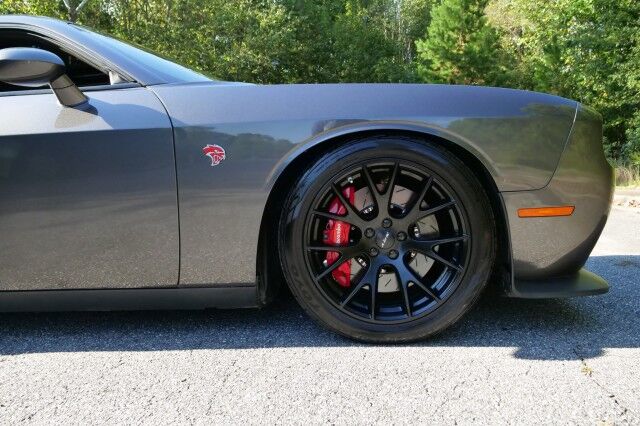 2016 Dodge Challenger SRT Hellcat / Supercharged 6.2L V8 / ONLY 17K MILES! High Point NC
