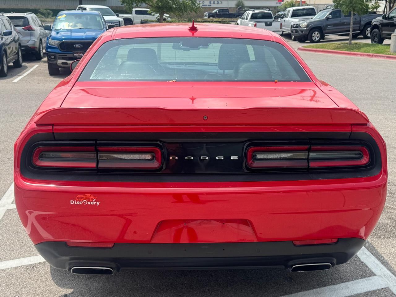 2016 Dodge Challenger SXT Plus
