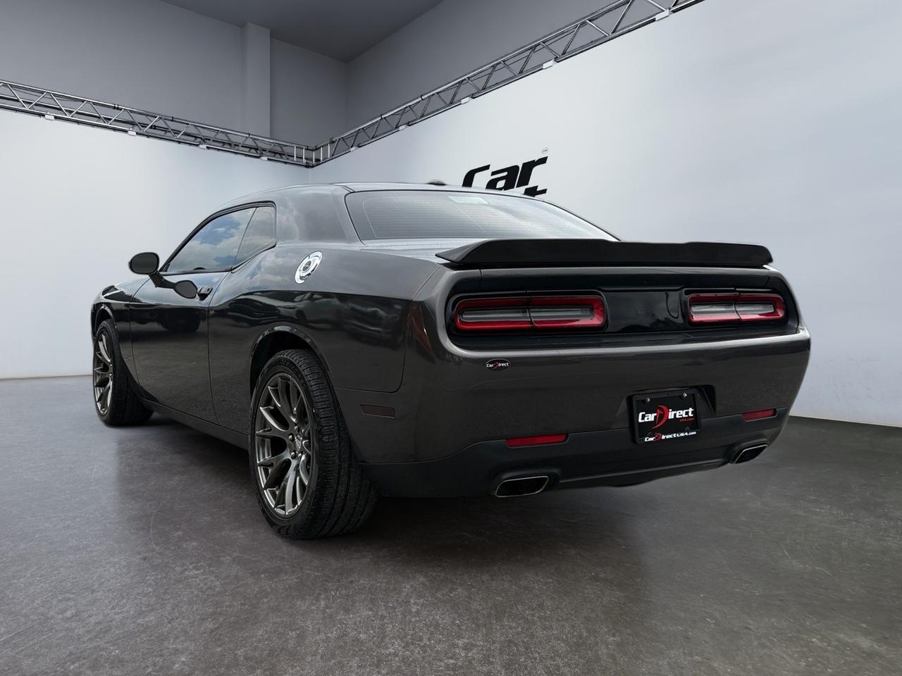 2016 Dodge Challenger SXT Plus, BACKUP CAMERA WITH PARKING SENSORS, REMOTE START, BLUETOOTH, UCONNECT SYSTEM, TINTED WINDOWS, CRUISE CONTROL, CHALLENGE THE ROAD BEHIND THE WHEEL! Virginia Beach VA