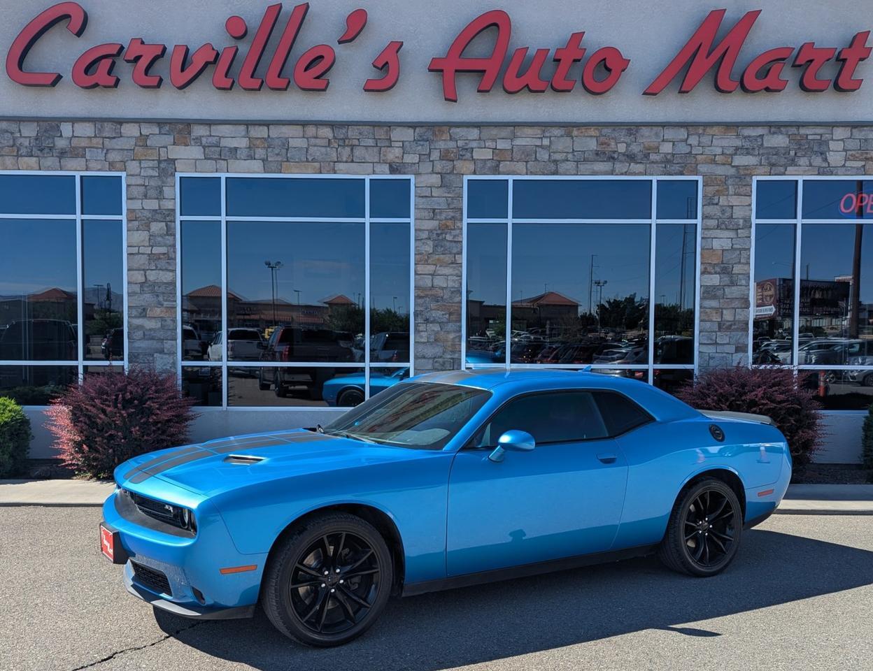 2016 Dodge Challenger SXT Plus's photo