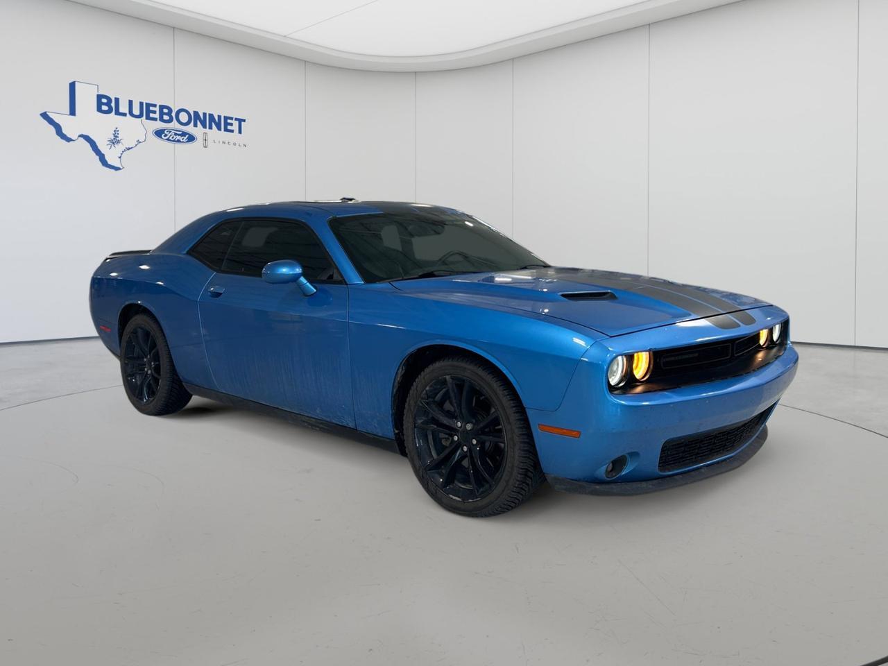 2016 Dodge Challenger SXT Plus
