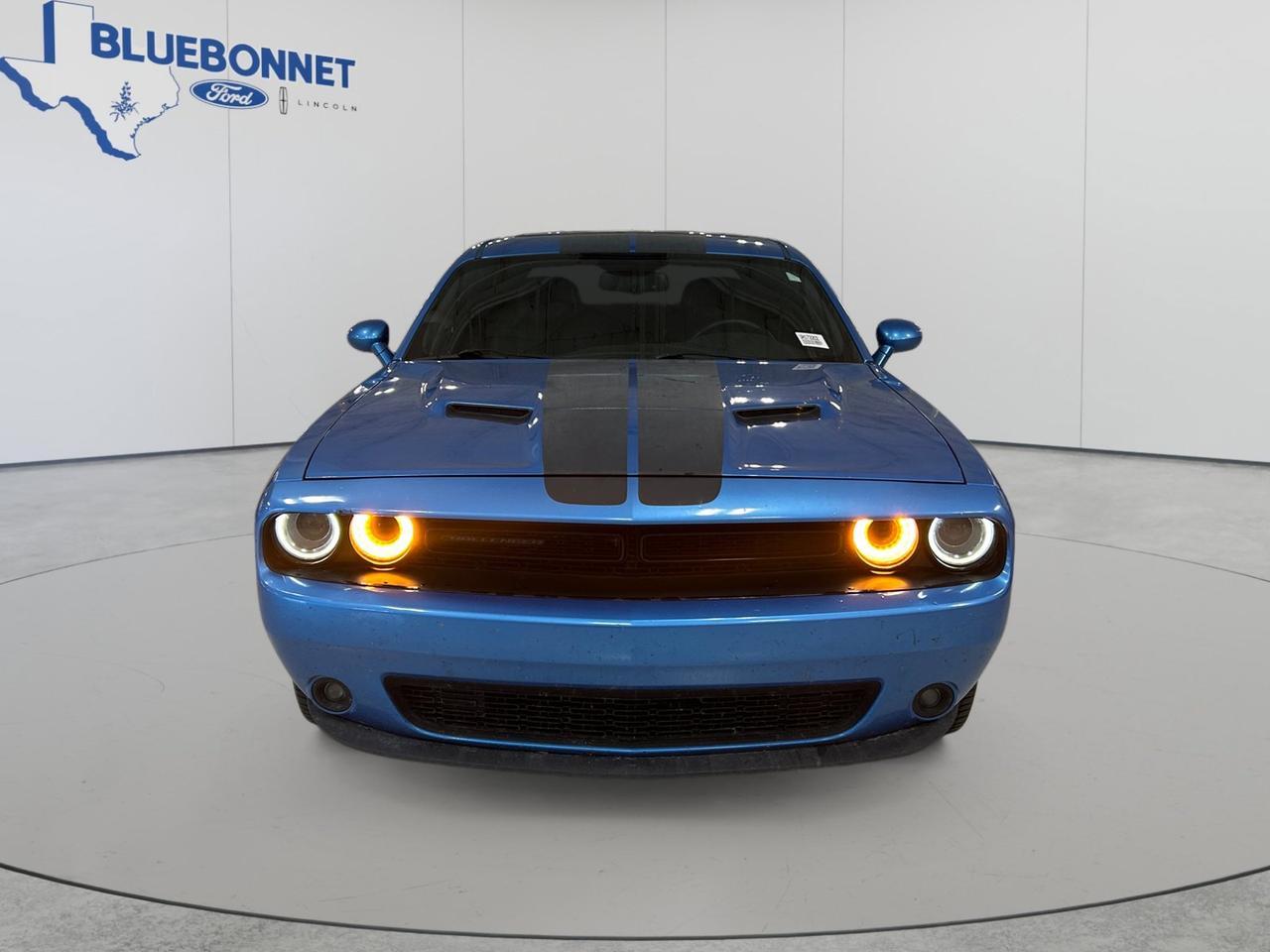 2016 Dodge Challenger SXT Plus
