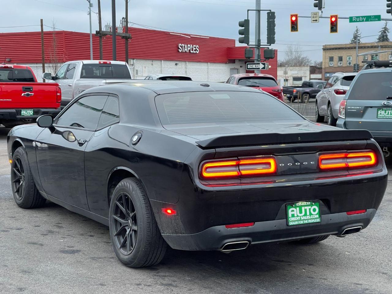 2016 Dodge Challenger SXT