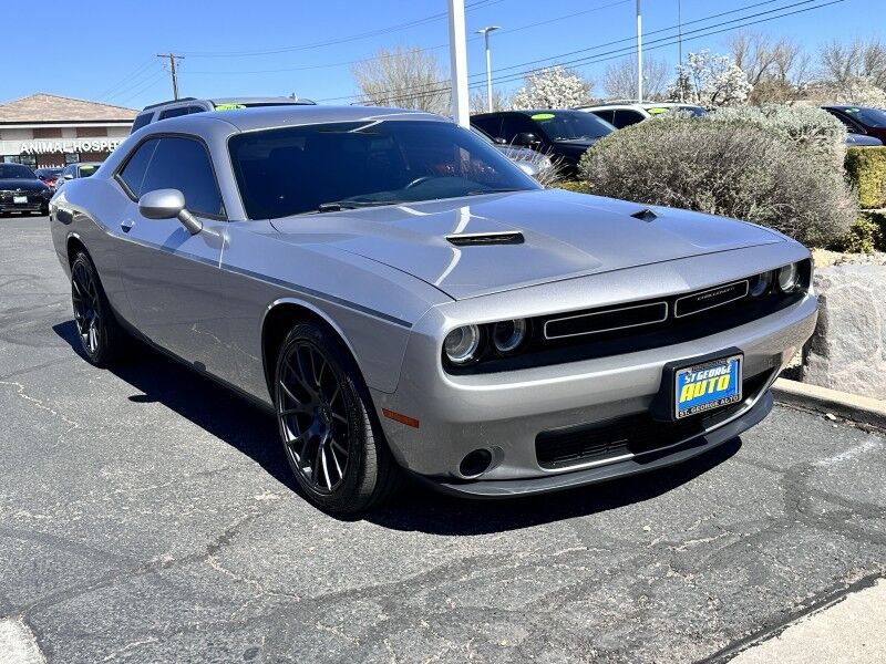 2016 Dodge Challenger SXT