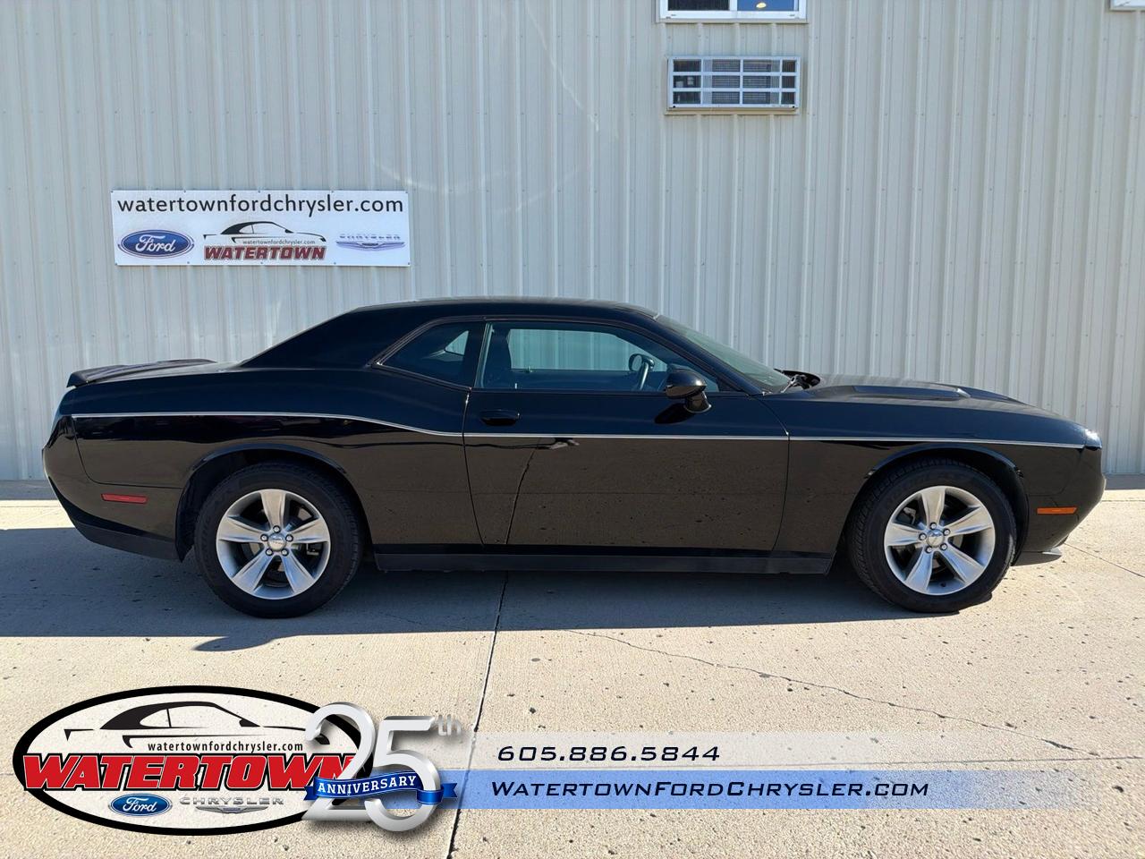 2016 Dodge Challenger SXT