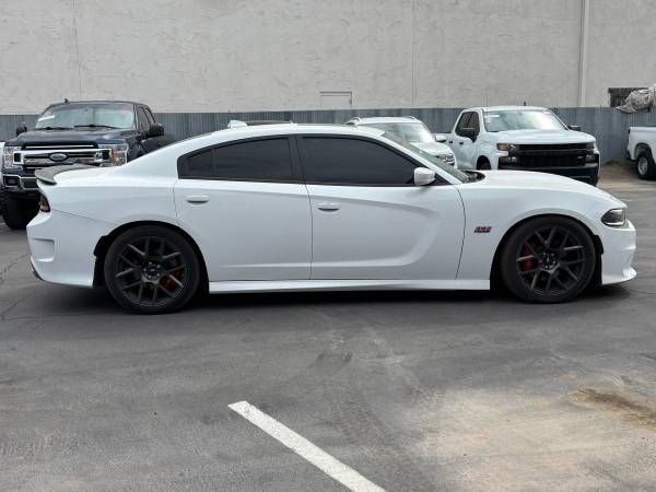 2016 Dodge Charger R/T Scat Pack