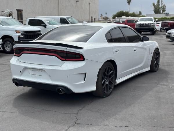 2016 Dodge Charger R/T Scat Pack