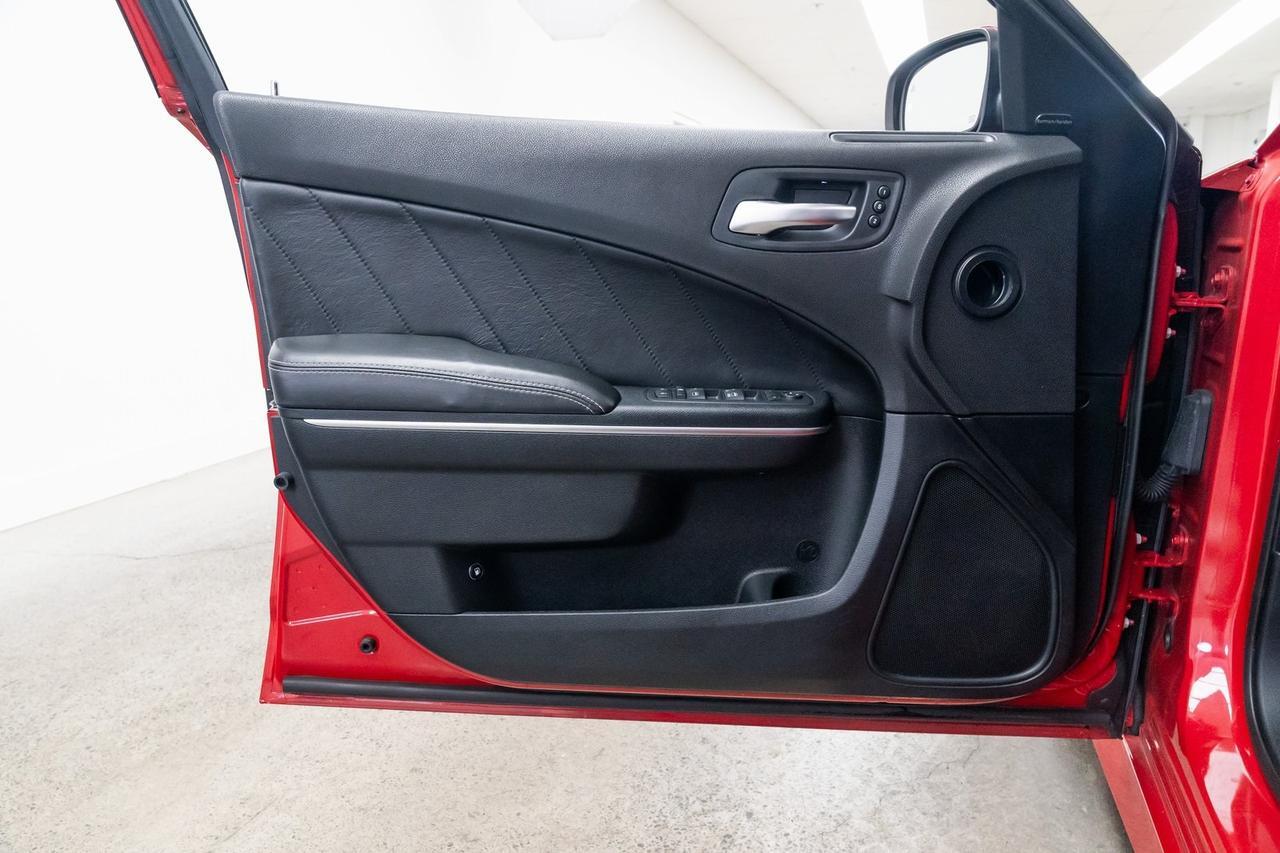 2016 Dodge Charger SRT 392 Back-Up Camera Harman/ Kardon Audio Moonroof Portland OR