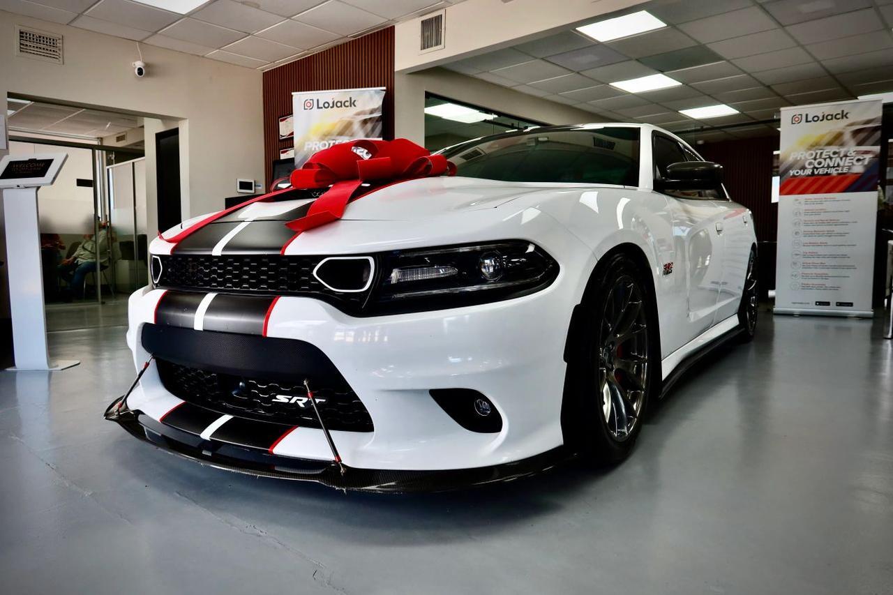 2016 Dodge Charger SRT 392 Sedan 4D