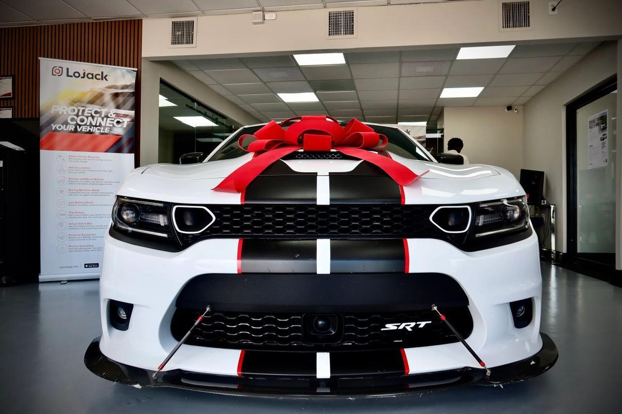 2016 Dodge Charger SRT 392 Sedan 4D