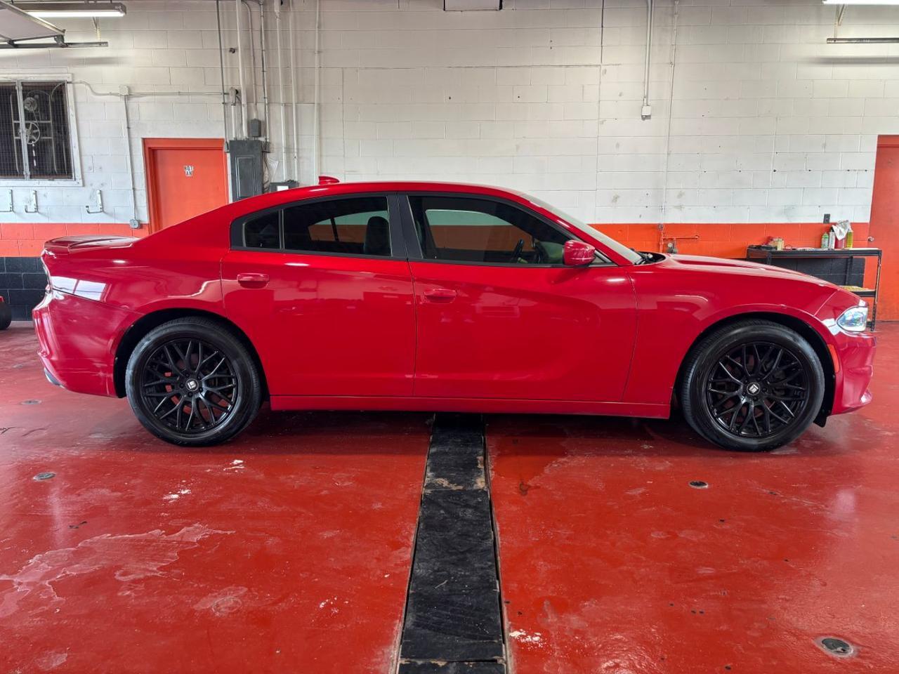 2016 Dodge Charger SXT