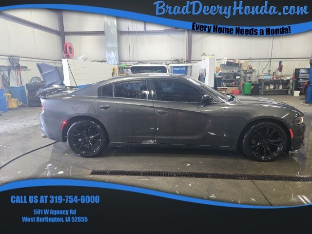 2016 Dodge Charger SXT