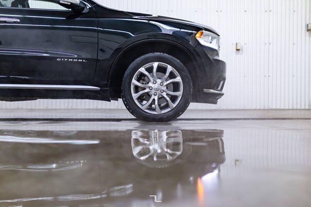 2016 Dodge Durango AWD Citadel HEMI Leather Roof Nav Red Deer AB