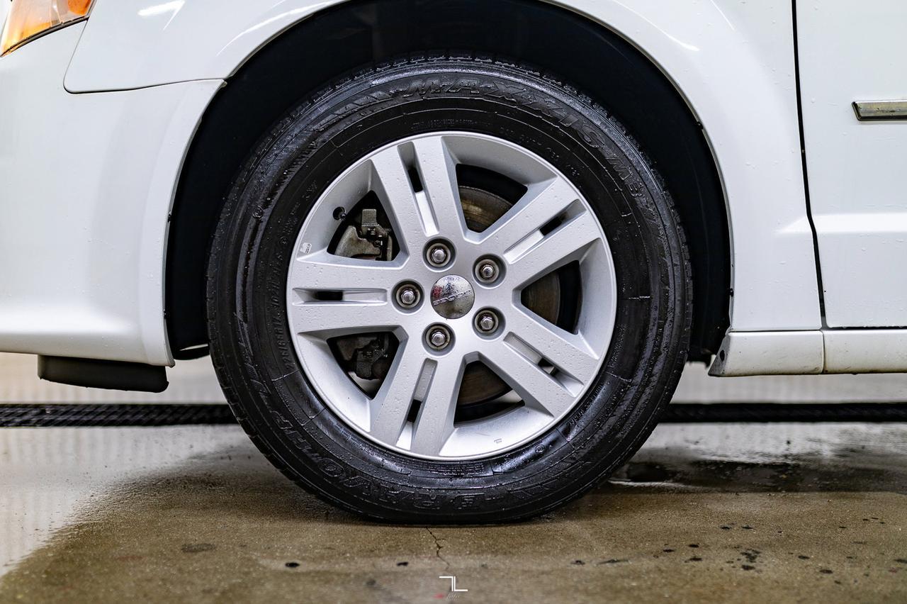 2016 Dodge Grand Caravan Crew Plus Leather Nav BCam Red Deer AB