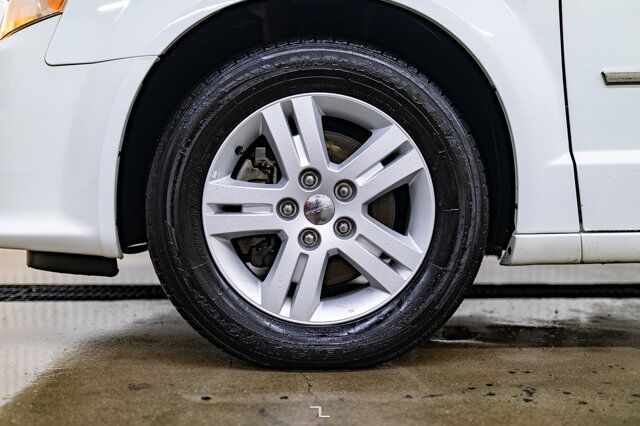 2016 Dodge Grand Caravan Crew Plus Leather Nav BCam Red Deer AB