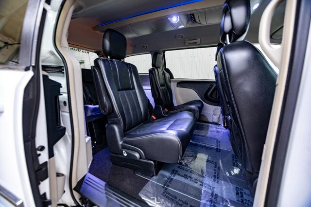 2016 Dodge Grand Caravan Crew Plus Leather Nav BCam Red Deer AB