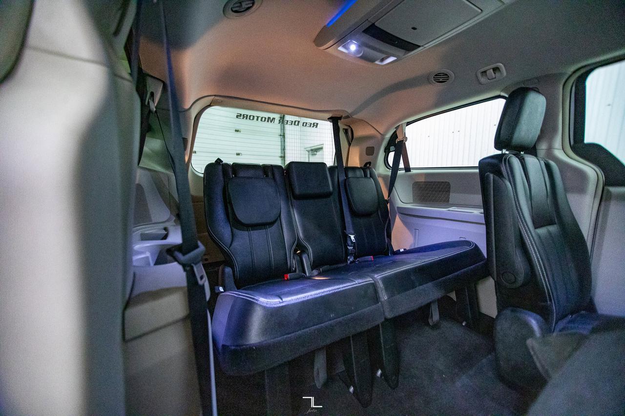 2016 Dodge Grand Caravan Crew Plus Leather Nav DVD Red Deer AB