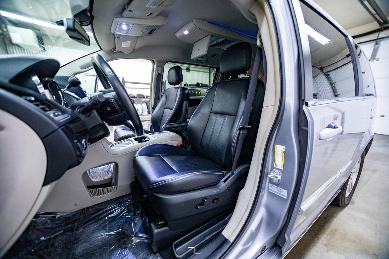 2016 Dodge Grand Caravan Crew Plus Leather Nav DVD Red Deer AB