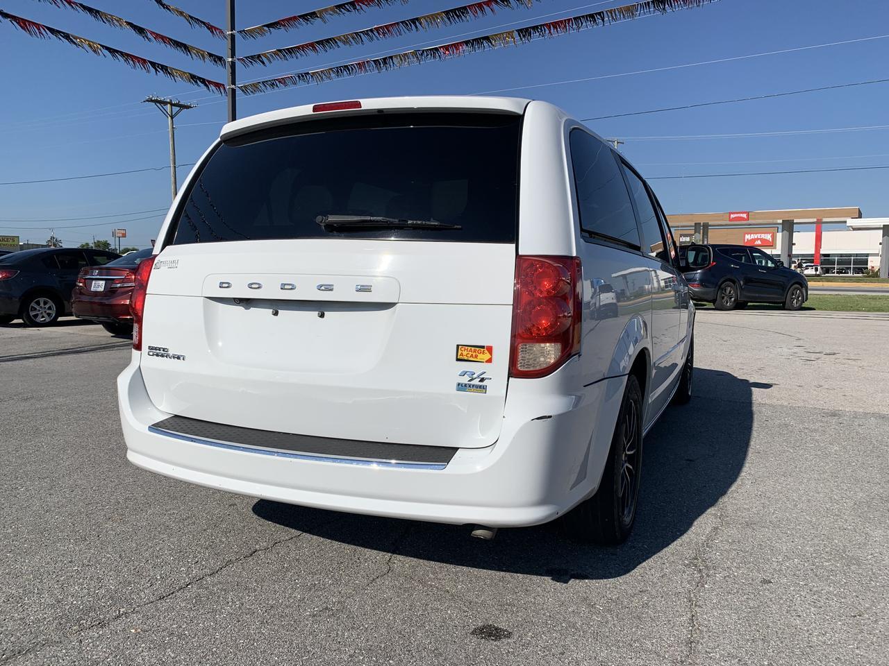 2016 Dodge Grand Caravan Passenger R/T Minivan 4D Aurora MO