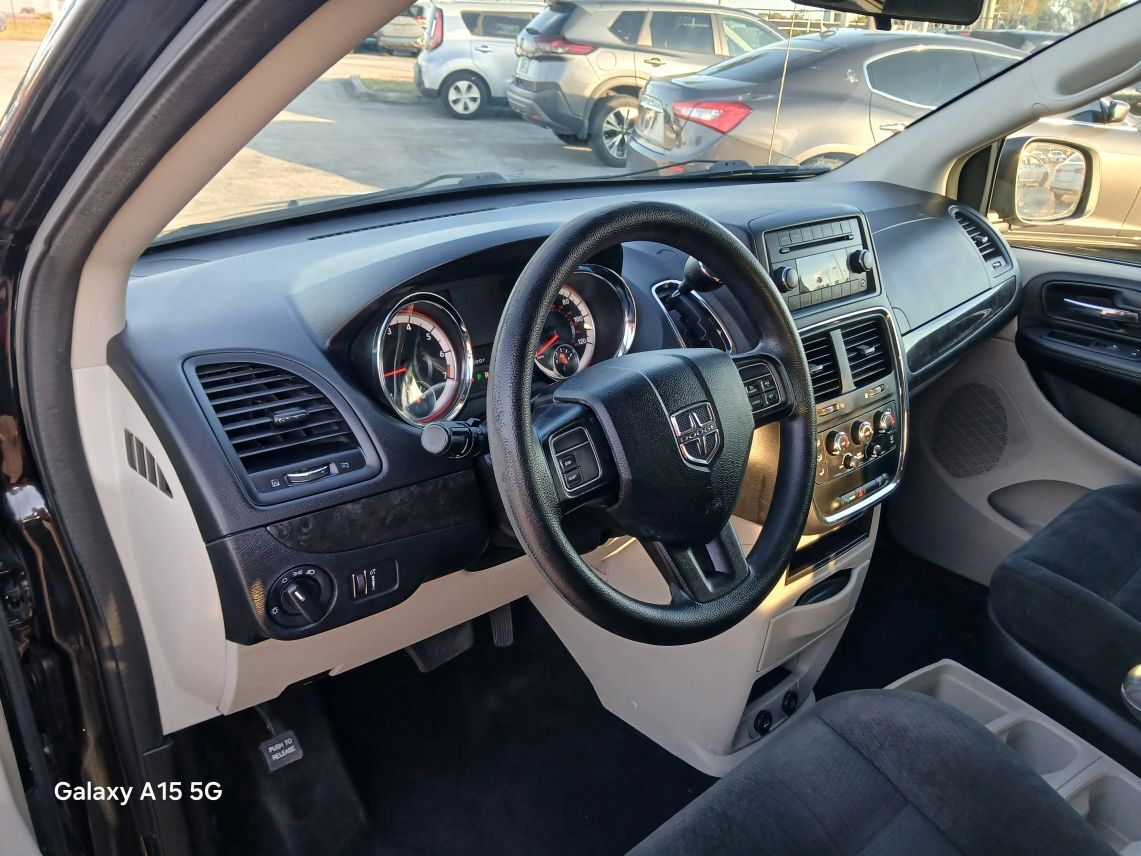 2016 Dodge Grand Caravan Passenger SE Minivan 4D Maitland FL