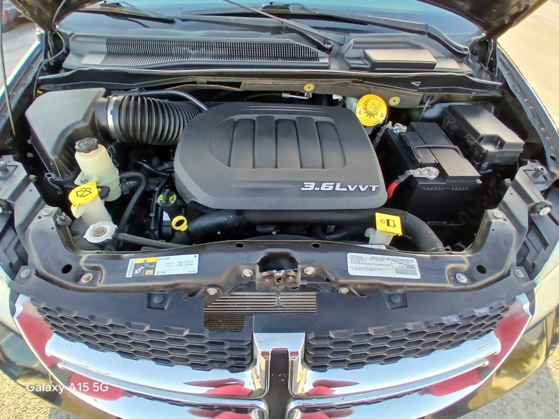 2016 Dodge Grand Caravan Passenger SE Minivan 4D Maitland FL